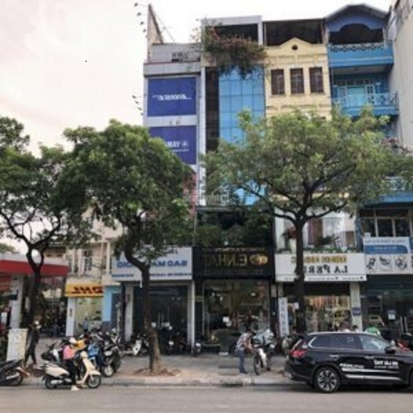 Bán nhà mặt phố Trần Khát Chân 5T, lô góc, kinh doanh, vỉa hè rộng, nhỉnh 11 tỷ