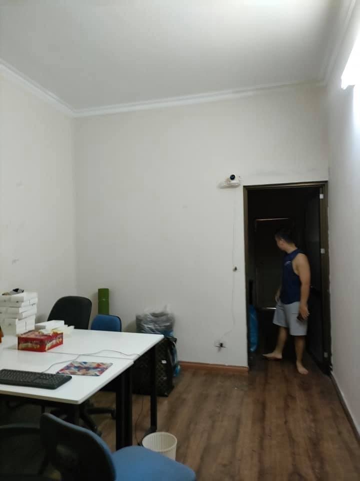 Nhà đẹp phân lô ô tô tránh Hoàng Hoa Thám 57m2*4T, giá chỉ 5.5 tỷ
