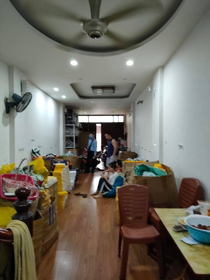 Nhà đẹp phân lô ô tô tránh Hoàng Hoa Thám 57m2*4T, giá chỉ 5.5 tỷ