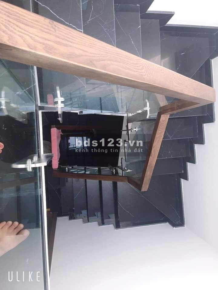 Bán nhà Liên Khu 4-5, Bình Tân, dt 42m2 (3,5x12m), 3 tầng, hẻm xe hơi, nhà đẹp, sổ hồng