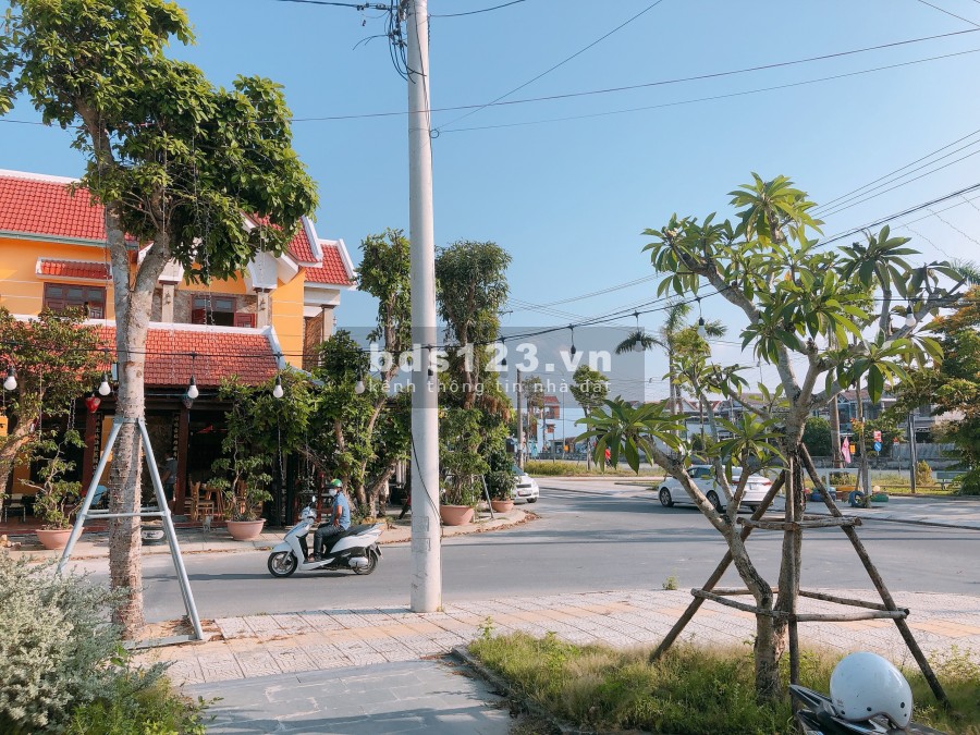 Chủ vỡ nợ, bán gấp lô đất kề Góc ngay trung tâm thương mại nam Đà Nẳng