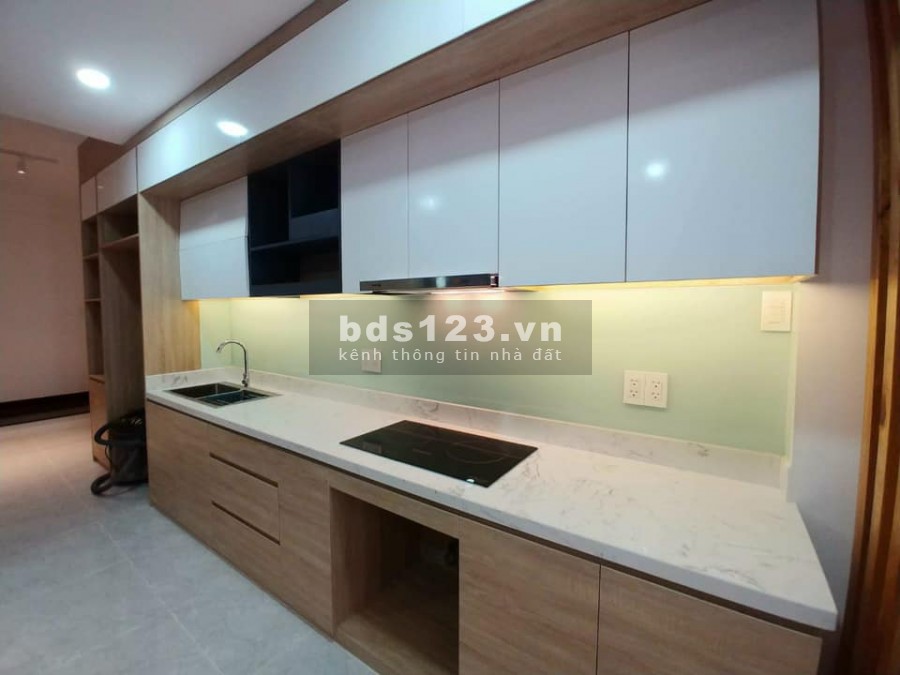 Bán nhà hẻm xe hơi Dương Bá Trạc phường 2, Quận 8, 3 tầng, giá chỉ 7.35 tỷ