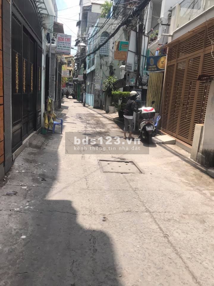 Bán nhà hẻm xe hơi Dương Bá Trạc phường 2, Quận 8, 3 tầng, giá chỉ 7.35 tỷ
