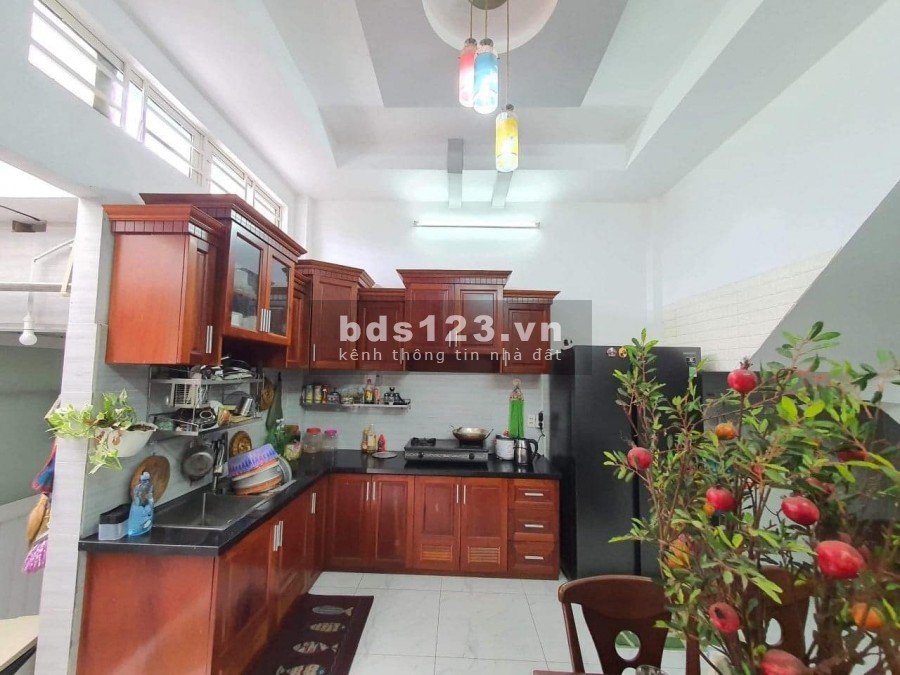 Bán nhà hẻm ô tô 4*22, 4 tầng, 5PN Trường Chinh p15 Tân Bình