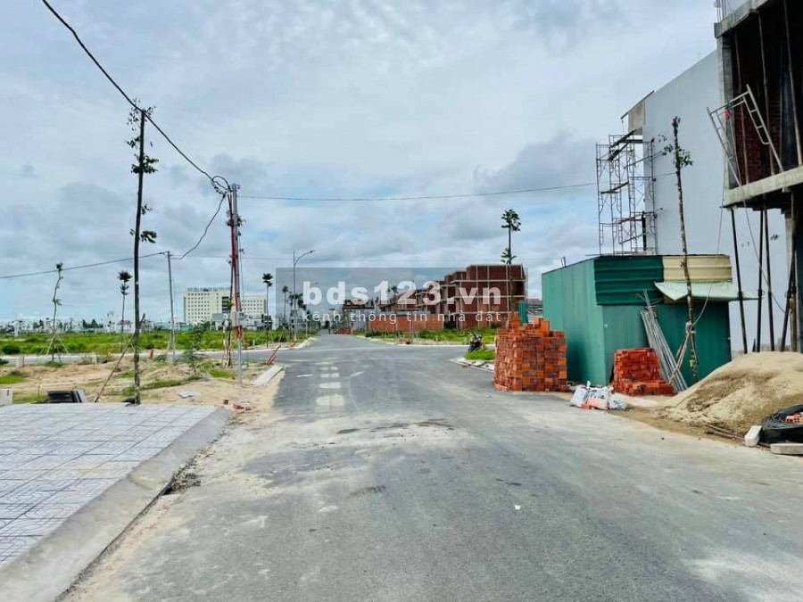 Bán đất nền 85m2 trục d35 kdc Hồng Loan giá 2.55 tỷ vị trí đẹp tiện kinh doanh đầu tư sinh lợi cao