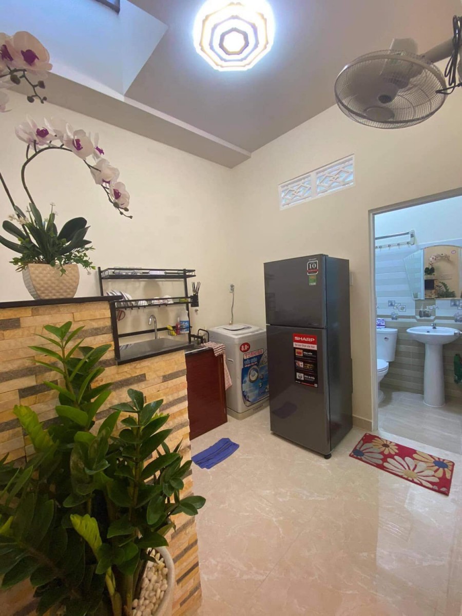 Bán nhà nguyên căn chính chủ hẻm xe hơi Âu Dương Lân, Quận 8, dt 49m2, giá 5.35 TỶ