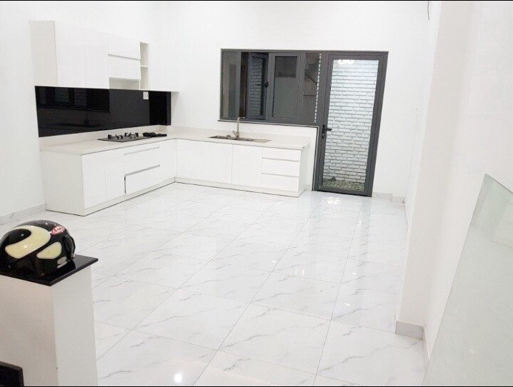 Nhà mới, đẹp, 3 tầng, 4pn, 6wc, MT đường nội bộ Bông Sao, P5 Q8