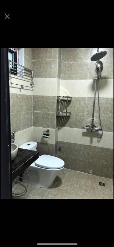 Bán nhà 2 mặt thoáng, nở hậu, kinh doanh đỉnh, hẻm Lạc Long Quân, tương lai sinh lời