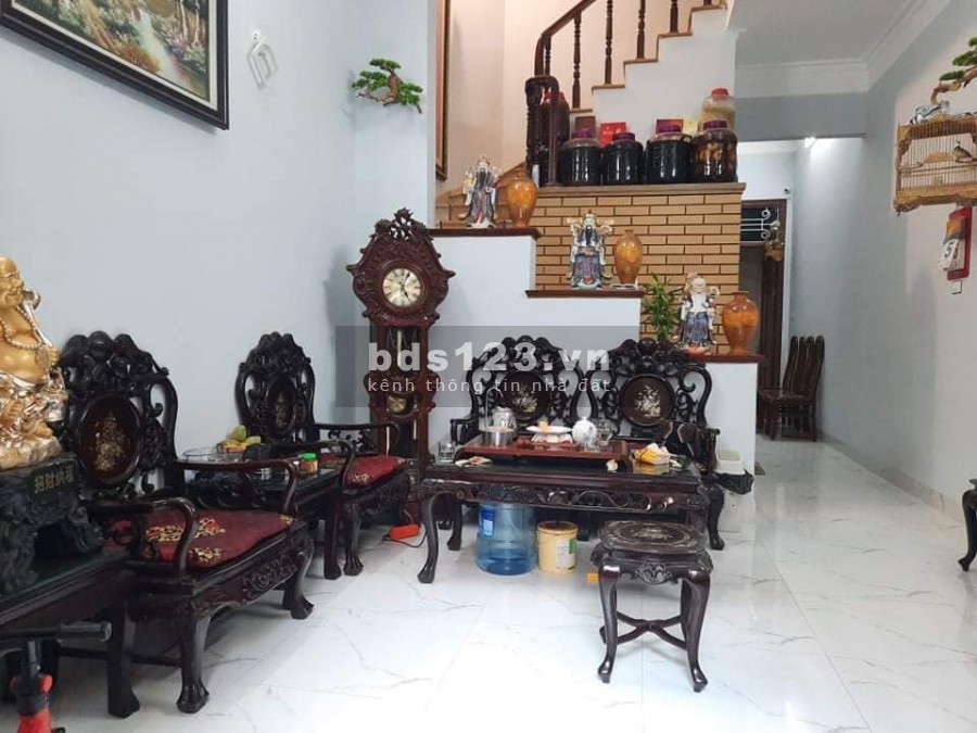 Kim Ngưu Ngõ rộng gần phố nhà đẹp dt 42m 4 tầng kiên cố, mt 4m, giá 3.6 tỷ