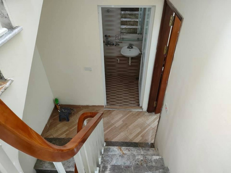 Bán Nhà Đa Sỹ 34m2, mặt tiền 4m, ngõ rộng yên tĩnh, gần ô tô, thoáng trước sau giá 2.8 Tỷ