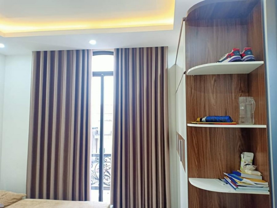 Nhà Đẹp 2,4 tỷ, 4 tầng nhà mới về sắn ở, trọng tấn hà đông ,giao thông thuận tiện