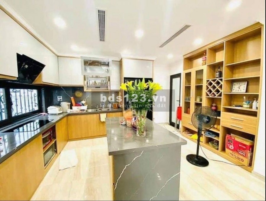 Vạn Phúc 50m 5 tầng phân lô vip, đẹp gara ô tô vào, 2 thoáng chỉ 5.3 tỷ.
