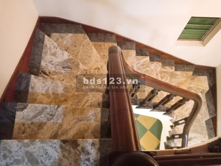Nhà Ngõ 165 Hoa Bằng ô tô tránh 20m, thoáng trước sau, đủ công năng, dt 50m2, 5 tầng, mt 5m giá 4.8 tỷ