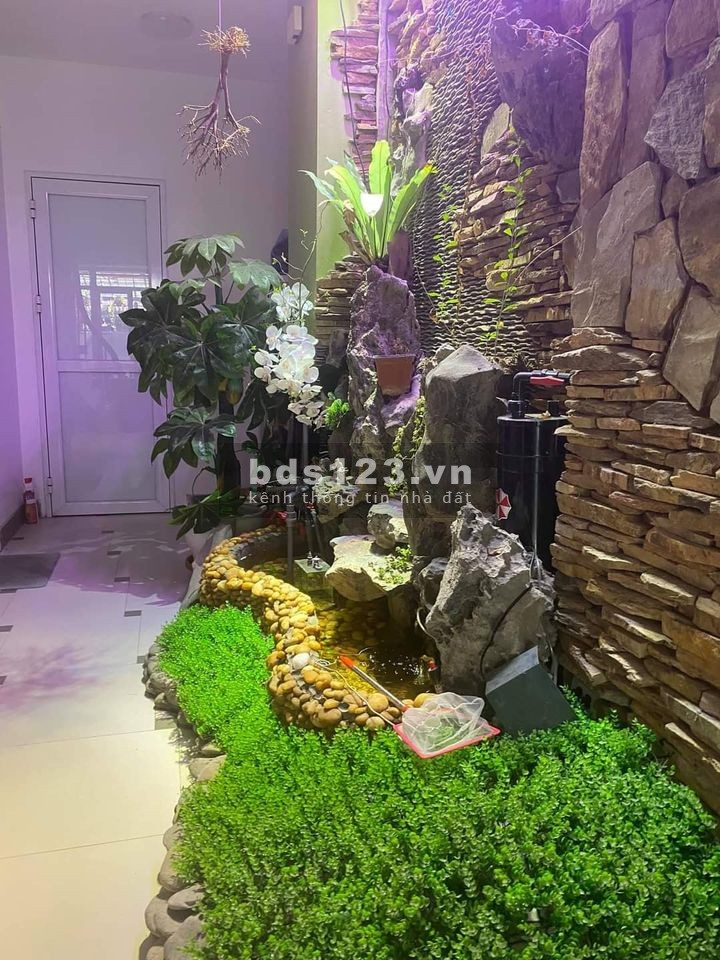 Nhà đẹp Nguyễn Sơn Long Biên, phân lô 70m2, ô tô 7 chỗ vào nhà 2 mặt thoáng 2 mặt ngõ