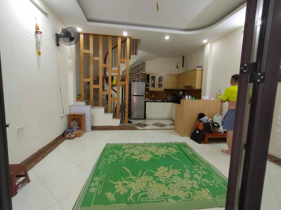 Bán Nhà Đa Sỹ 34m2, mặt tiền 4m, ngõ rộng yên tĩnh, gần ô tô, thoáng trước sau giá 2.8 Tỷ