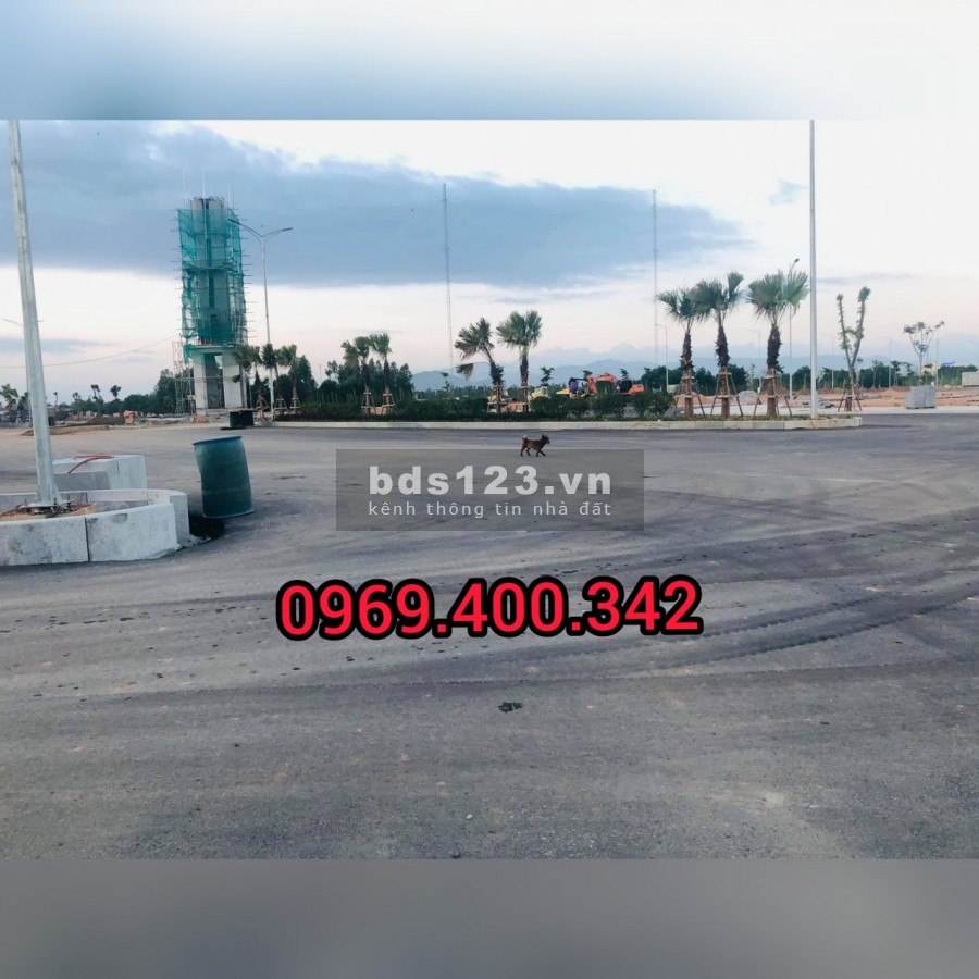 Cần sang nhượng Nhanh lô Liền kề Tháp Đồng Hồ, cơ sở hạ tầng hoàn thiện, giá thoả thuận