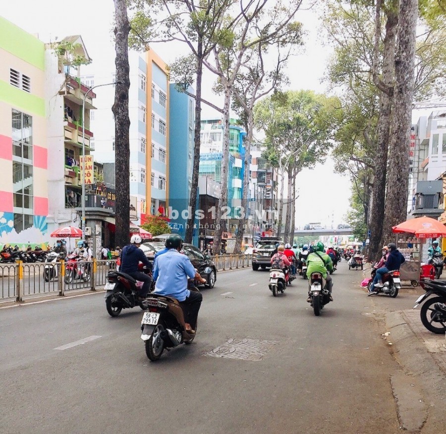 Bán nhà riêng đường Nguyễn Tri Phương Quận 10, diện tích 44m2, giá 5.2 tỷ