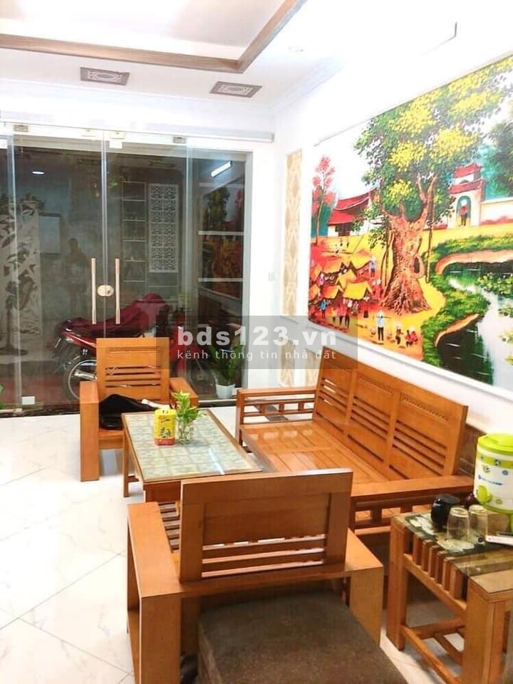 Bán gấp nhà Tam Trinh.30m x4 tầng, 4 phòng 3 ngủ. 2,75tỷ có thương lượng sâu. cách phố 15m