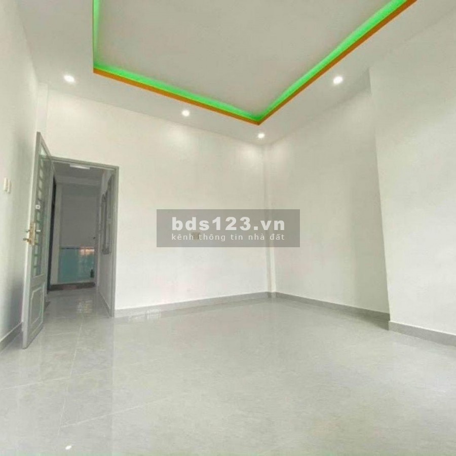 Trung tâm Bình Thạnh, dt 60m2, 2 tầng, 3 phòng ngủ, giá bán 5.7 tỷ 60m2