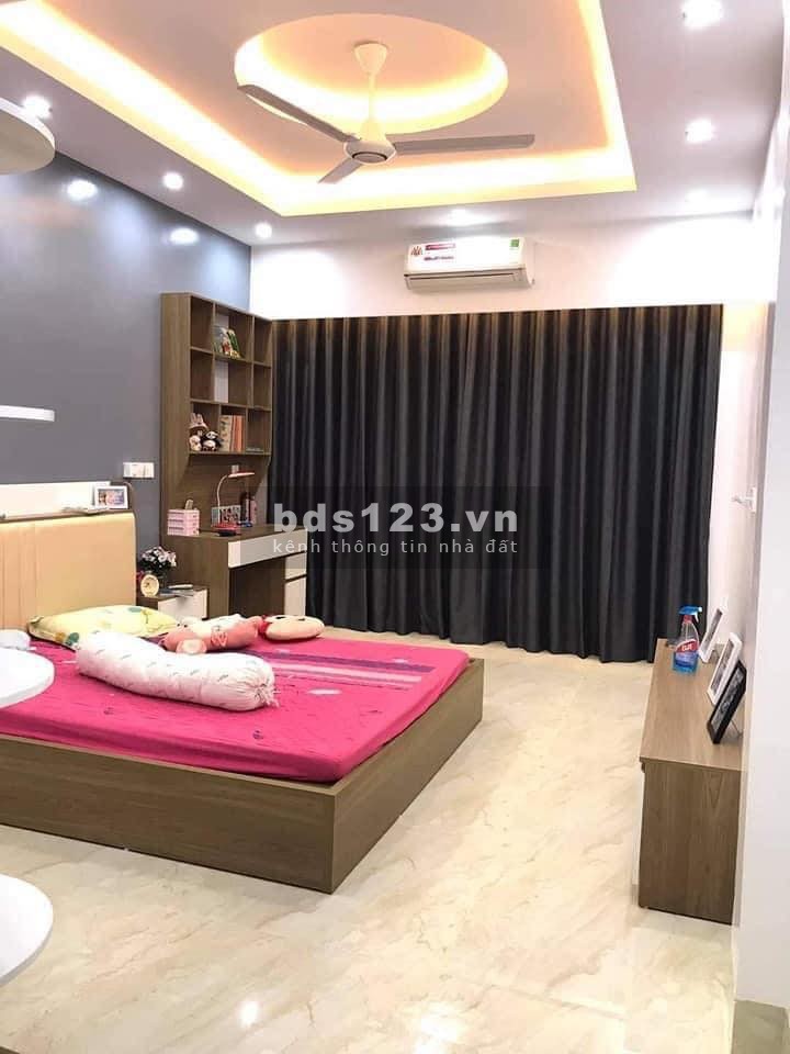 Nhà 7 tầng thang máy full nội thất nhập khẩu 30 Phú Mỹ, dt 40m2 giá chỉ 6,8 tỷ, lhcc