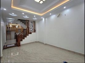 Bán Nhà Vũ Tông Phan, Thanh Xuân 50m2, 4 tầng, mt 4,2m, ở luôn, giá hơn 5 tỷ