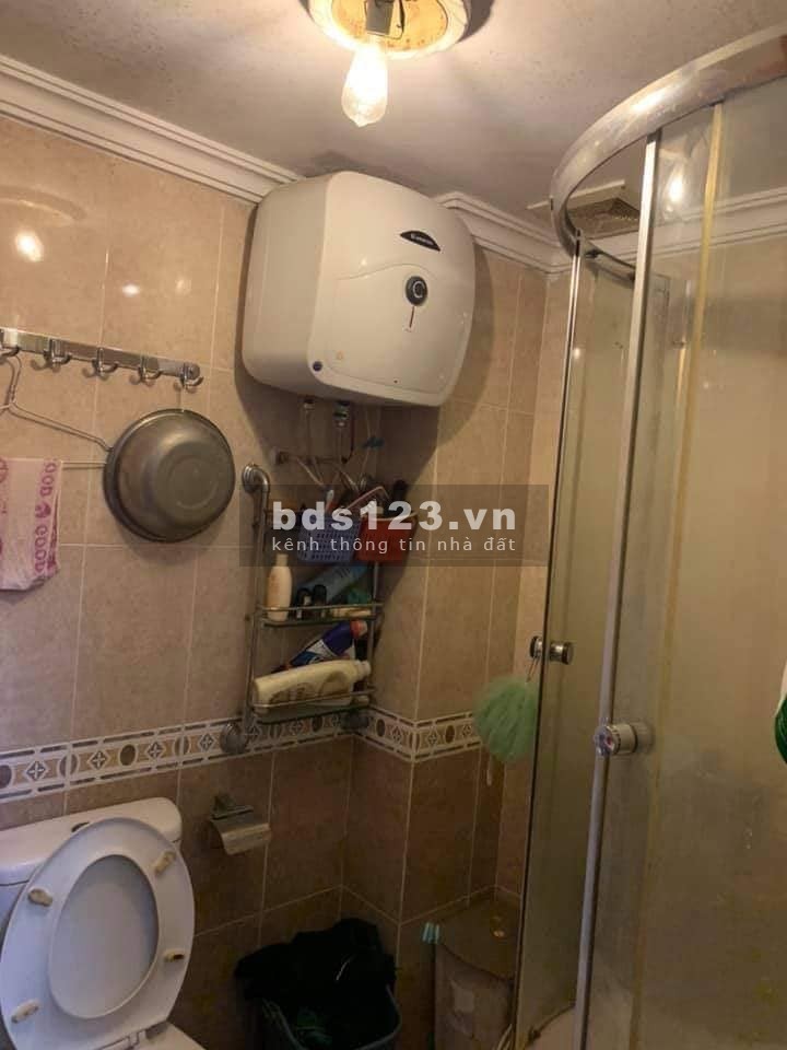 Bán nhà Cầu Giấy, gara ô tô. mở cửa ra trung tâm thương mại, dt 48m2 4 tầng, giá 6.6 tỷ
