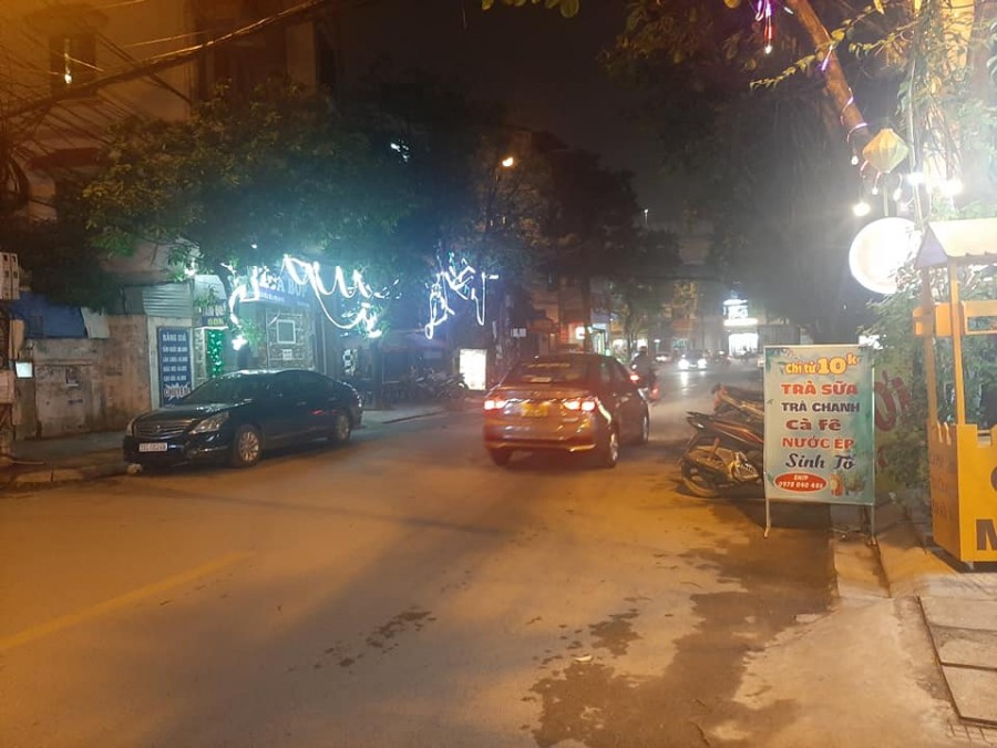 Mặt phố, lô góc, kinh doanh đỉnh, Văn Phú, Hà Đông, 58m2, mt 4.4, GPXD 7T, giá 12.8 tỷ