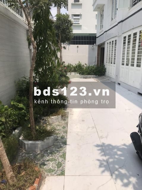 Phòng fnt, ban công, máy giặt riêng, an ninh 24/7, 0938.764.277