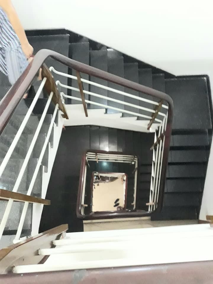 Bán nhà mặt phố Nguyễn Quyền Phường 11 Quận 8 dt 53m2 4 tầng, giá 10 tỷ