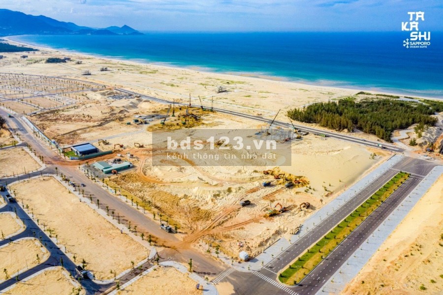 Căn hộ cao cấp mặt biển sở hữu lâu dài, nằm ngay cửa ngỏ vào khu du lịch Kỳ Co Eo Gió nổi tiếng miền Trung