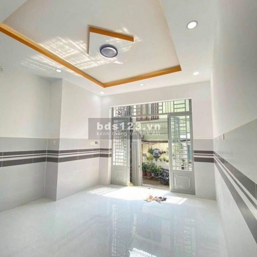 Trung tâm Bình Thạnh, dt 60m2, 2 tầng, 3 phòng ngủ, giá bán 5.7 tỷ 60m2