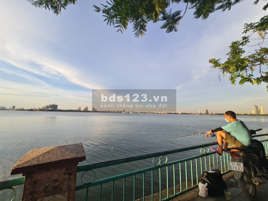 Cho thuê nhà nguyên căn phố Thụy Khuê- Tây Hồ: DT40mx4 tầng, giá 14tr