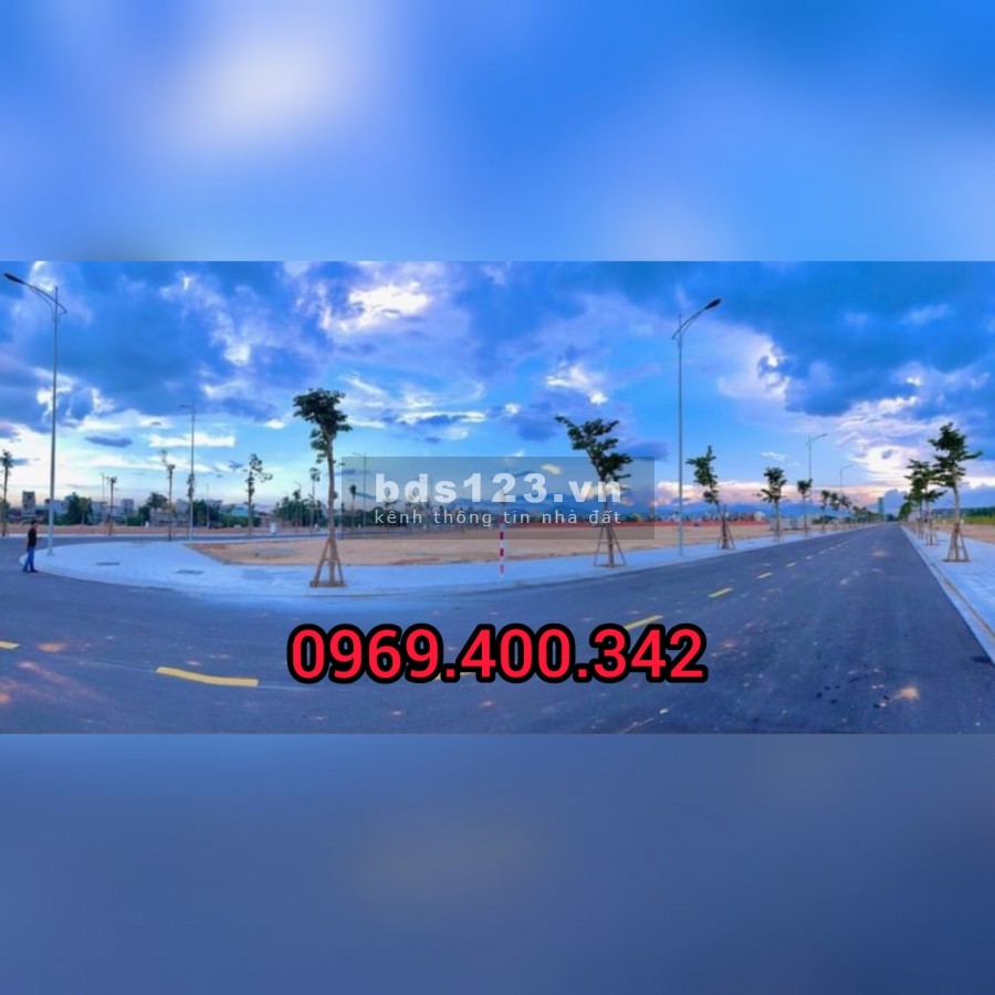 Cần sang nhượng Nhanh lô Liền kề Tháp Đồng Hồ, cơ sở hạ tầng hoàn thiện, giá thoả thuận
