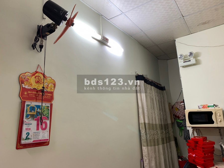 Nhà 1 trệt, 1 lầu đường Bùi Viện, hẻm 1 xẹt an ninh, khu dân cư hiện hữu Quận 1