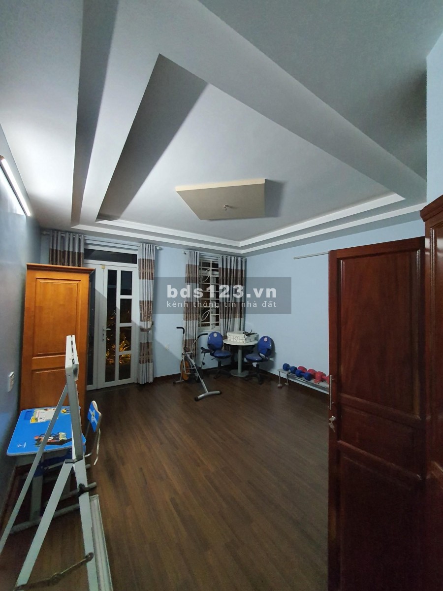 Bán Gấp Nhà Song Hành 90M2,Ngang 4.5M, 4Tầng,Giá 8Tỷ Tân HưngThuận Q12