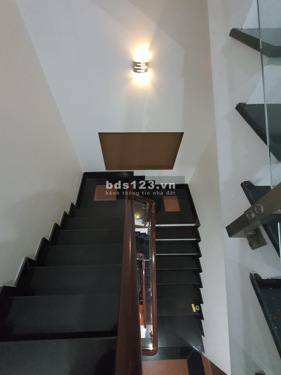 Bán Gấp Nhà Song Hành 90M2,Ngang 4.5M, 4Tầng,Giá 8Tỷ Tân HưngThuận Q12