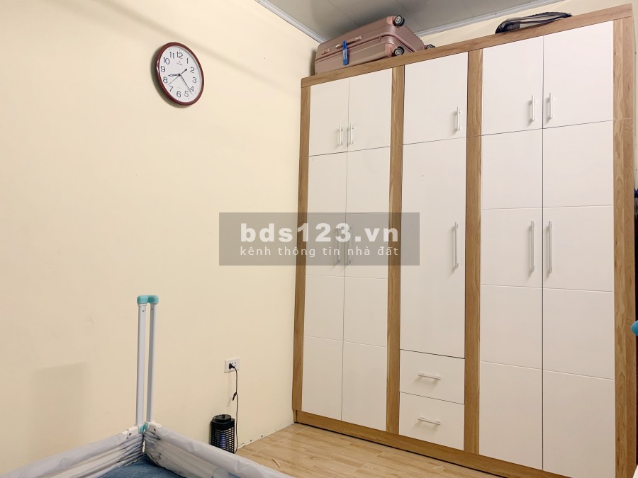 Nhà 5 tầng mới, nội thất đẹp, Hoàn Kiếm, giá bán 1.65 tỷ, hướng Đông, chính chủ