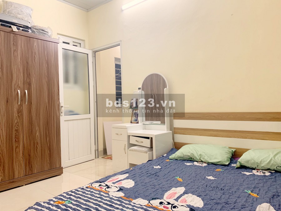 Nhà 5 tầng mới, nội thất đẹp, Hoàn Kiếm, giá bán 1.65 tỷ, hướng Đông, chính chủ