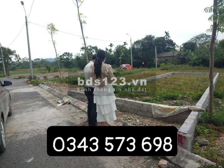 Cần bán nhanh lô góc mặt tiền 10.5 sát vách kí túc xá ĐHQG Hà Nội Hòa Lạc