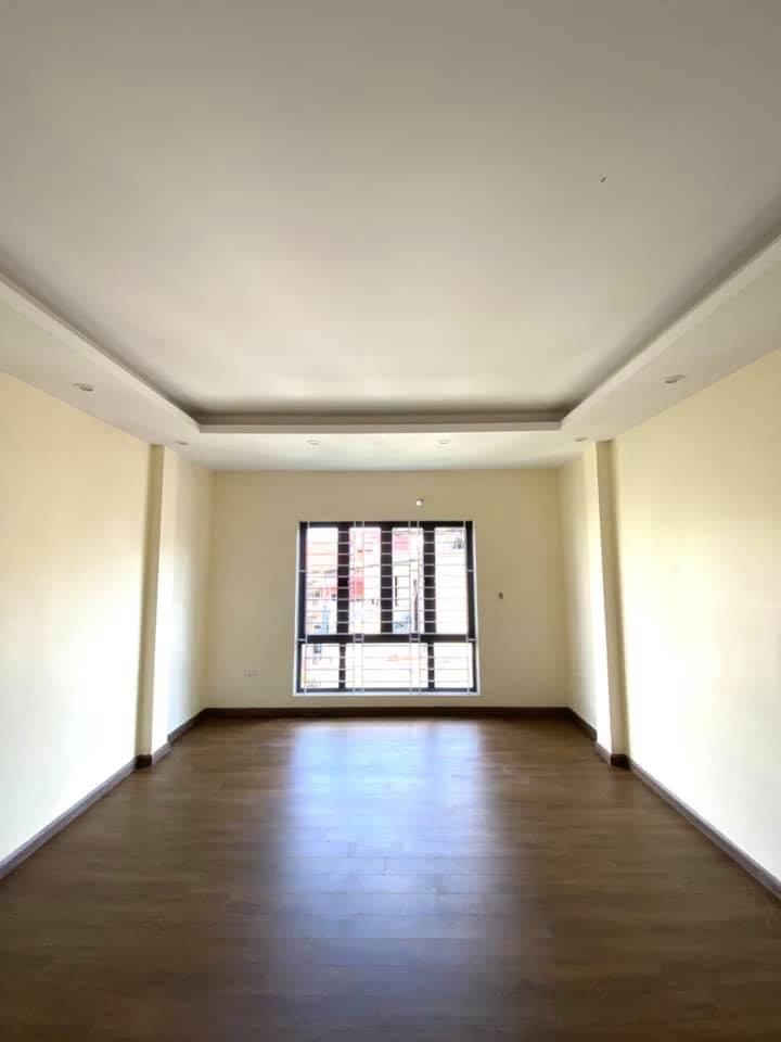 Có nhà diện tích 33m2 5 tầng Kẻ Vẽ, ô tô đỗ cửa, ô tô tránh cách 7m lh 0983753389