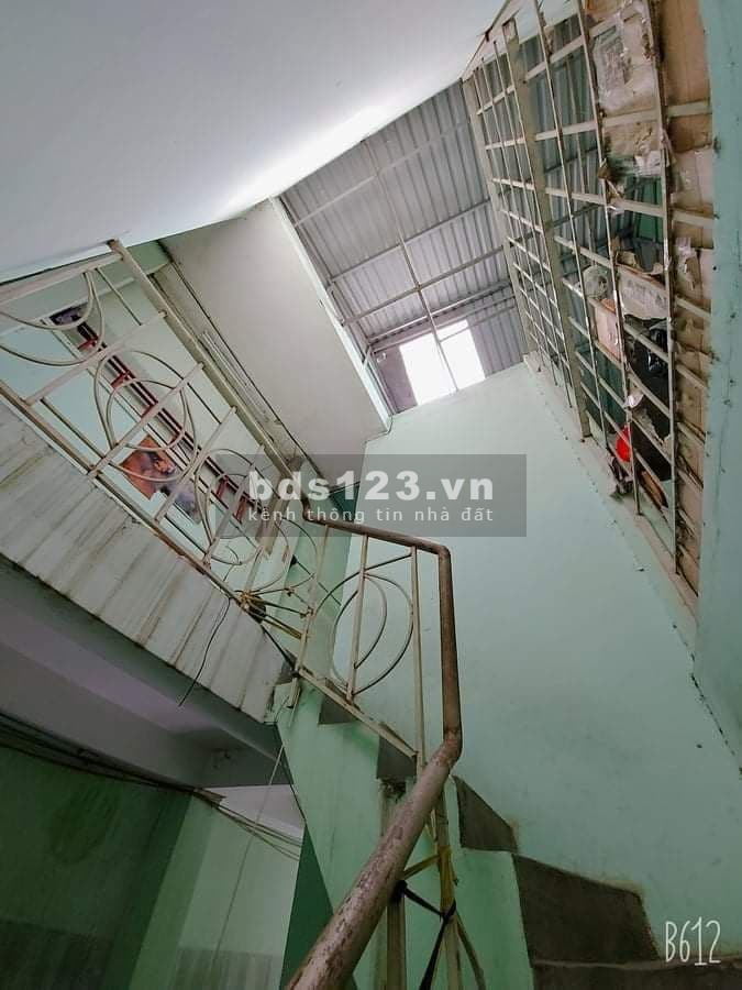 Hẻm xe tải thông, ngang 5m DT 140m2, khu Vip Bình Tân giáp Tân Phú, chỉ 7.2 tỷ