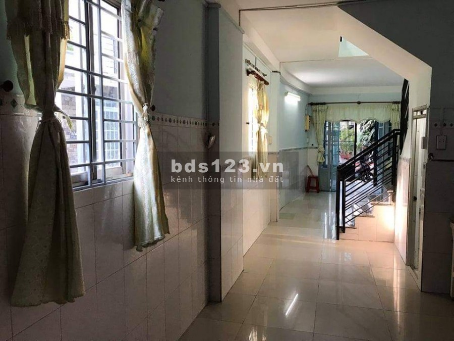 Nhà Bán Gấp Đường Lê Văn Phan-Tân Phú 50m2 Lô Góc HXT, giá chỉ có 4.1 tỷ
