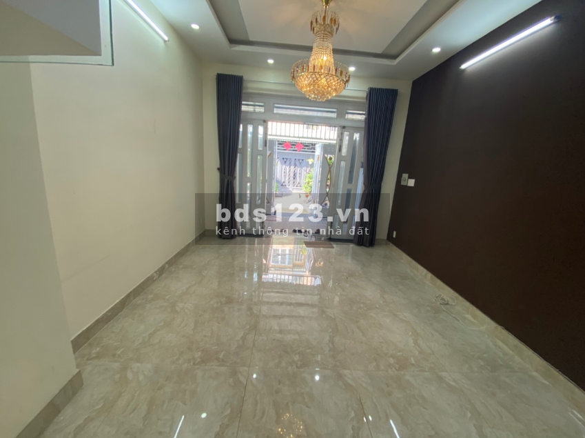 Nhà NC siêu VIP, mới tinh, 3 PN, 72m2 ngay trung tâm Thạnh Xuân, Q12, giá 8 triệu