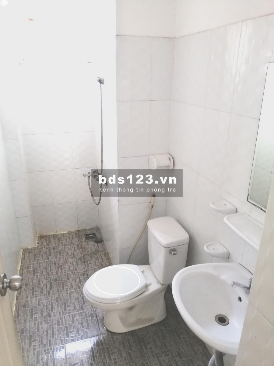Tân Bình, cho thuê phòng sale đồng giá 3tr Có máy lạnh, ban công, wc riêng.