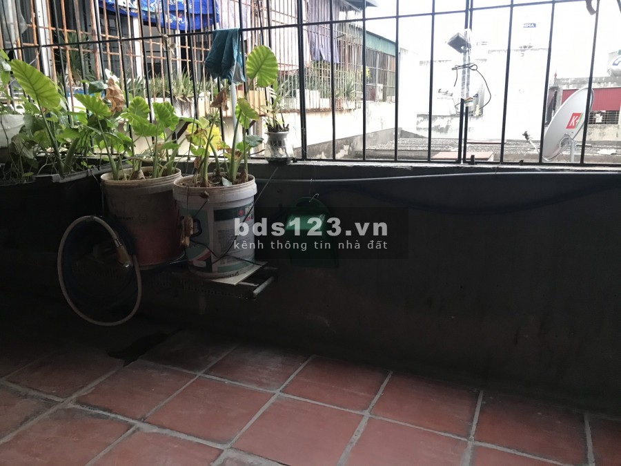 Đã mua chung cư, bán nhà Thanh Lân, sau phố đúng 1 nhà, tiện ích đầy đủ, 33m2x4,5T, hơn 2tỷ.