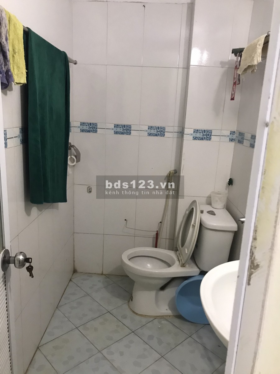 Đã mua chung cư, bán nhà Thanh Lân, sau phố đúng 1 nhà, tiện ích đầy đủ, 33m2x4,5T, hơn 2tỷ.