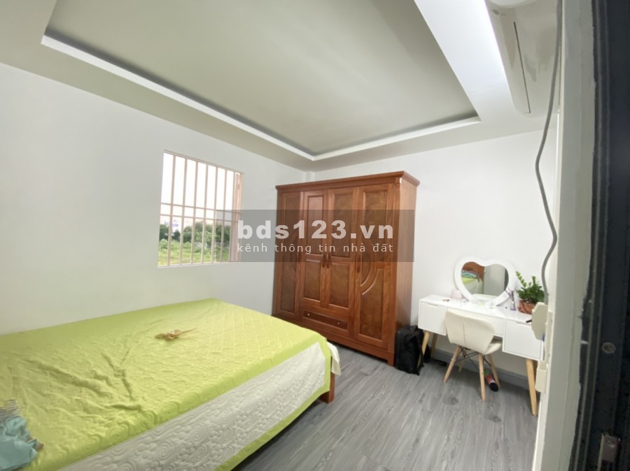 Về quê cần bán gấp nhà mặt tiền đường 12, phường Linh Tây, đối diện Căn hộ Him Lam Phú Đông