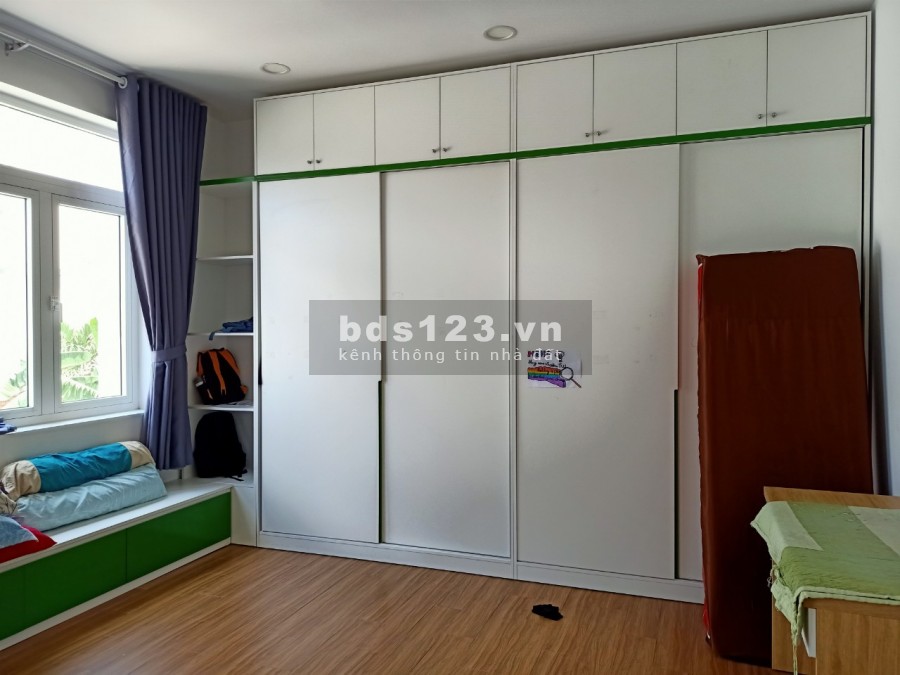 Bán nhà nguyên căn có đầy đủ thổ cư, nội thất, giá bán 6.1 tỉ, thương lượng