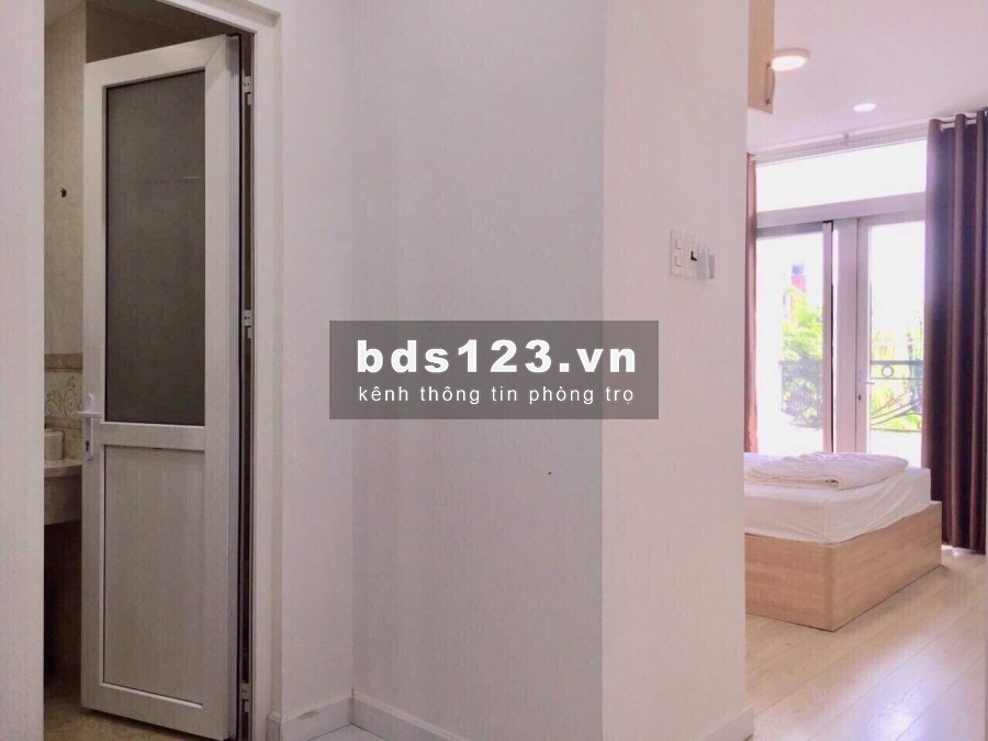 Cho thuê căn hộ dịch vụ 1PN ngay trung tâm Quận, đầy đủ nội thất, lhcc