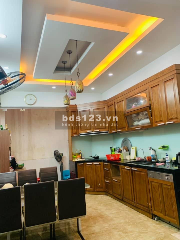 Bán nhà đẹp PL ô tô phố Thái Thịnh 52m2 x 4 tầng giá 6,6 tỷ. LH 0912442669